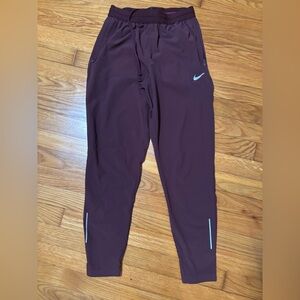 Nike Dri-Fit Lightweight Pants